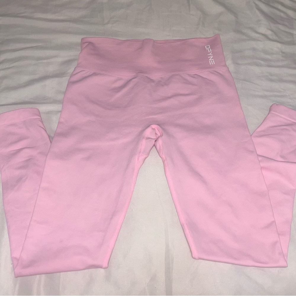 Dfyne Light Pink High-Waisted Impact Leggings